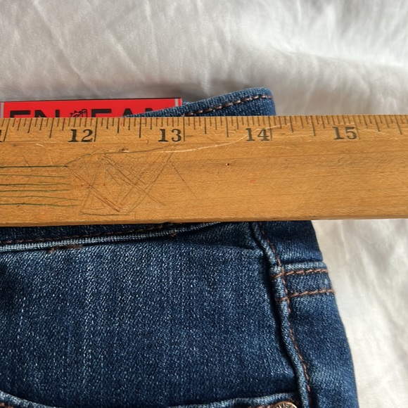 Denim Capri Bermuda short - Picture 4 of 5